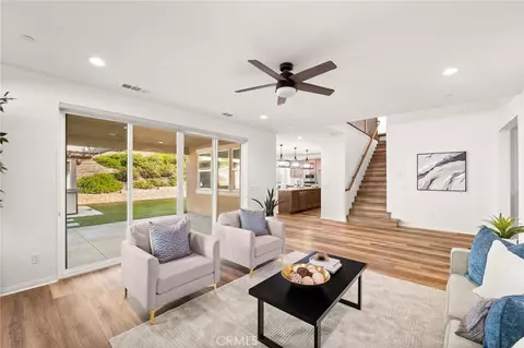 Living - 32448 Toyon Rd, Temecula, CA 92591 photo 2 of 3