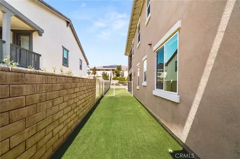 Exterior - 32448 Toyon Rd, Temecula, CA 92591 photo 9 of 19