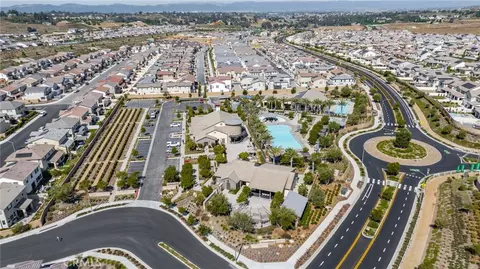 View/Area - 32448 Toyon Rd, Temecula, CA 92591 photo 3 of 4