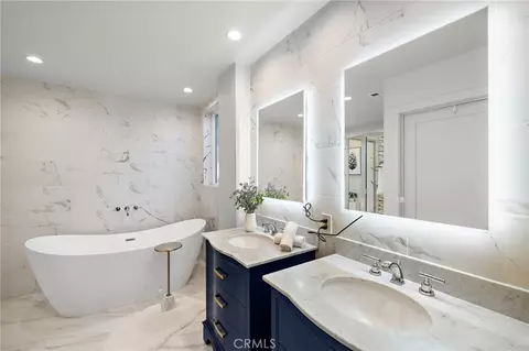 Bath - 973 Ichabod Way, Walnut, CA 91789 photo 1 of 6