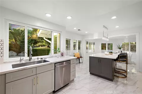 Kitchen - 973 Ichabod Way, Walnut, CA 91789 photo 5 of 6