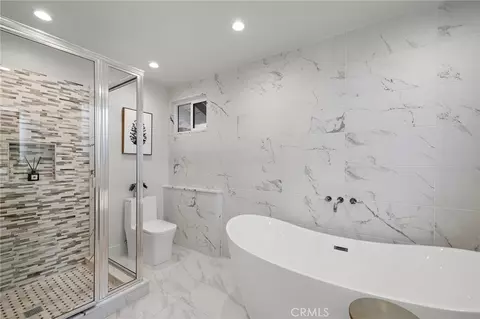 Bath - 973 Ichabod Way, Walnut, CA 91789 photo 5 of 6