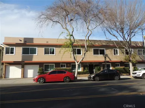819 E 4th #1, Long Beach, CA 90802