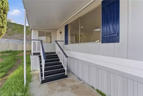 141 E Coronado Ln, Tustin, CA 92780 photo 5