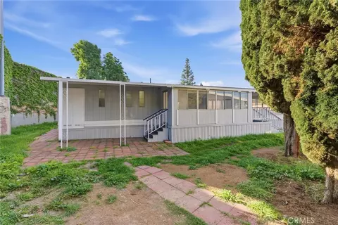 141 E Coronado Ln, Tustin, CA 92780 photo 9