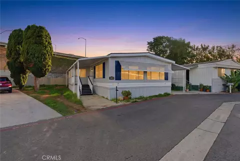 141 E Coronado Ln, Tustin, CA 92780 photo 2