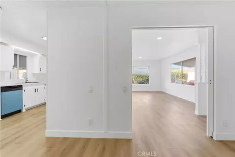141 E Coronado Ln, Tustin, CA 92780 photo 24