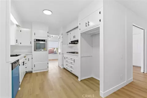 141 E Coronado Ln, Tustin, CA 92780 photo 19