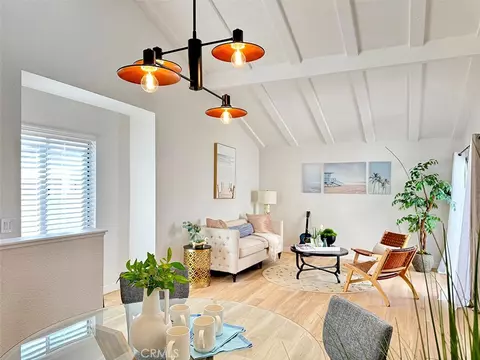 2720 W Segerstrom #D, Santa Ana, CA 92704