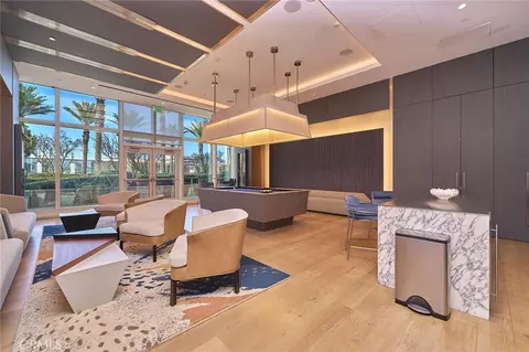 877 Francisco #1717, Los Angeles, CA 90017