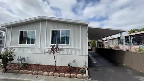 220 Lido Dr #238, Santa Ana, CA 92703