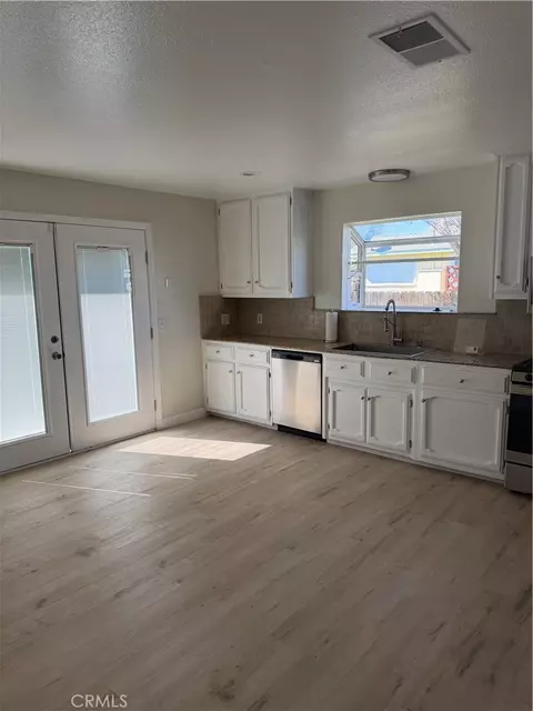 Kitchen - 1056 E Alexander, Merced, CA 95340 photo 2 of 2