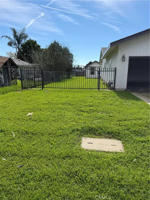 Exterior - 1056 E Alexander, Merced, CA 95340 photo 6 of 8