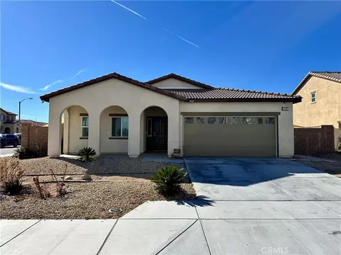 11827 Fresh Meadow Pl, Victorville, CA 92392
