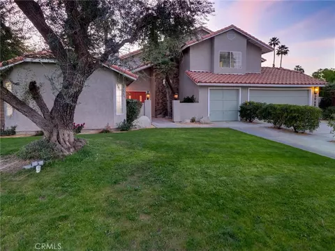 39685 Saint Michael, Palm Desert, CA 92211