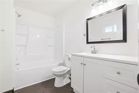Bath - 21011 Ponca, Apple Valley, CA 92308 photo 2 of 2