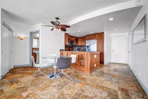 Dining - 700 E Ocean #3107, Long Beach, CA 90802 photo 1 of 3