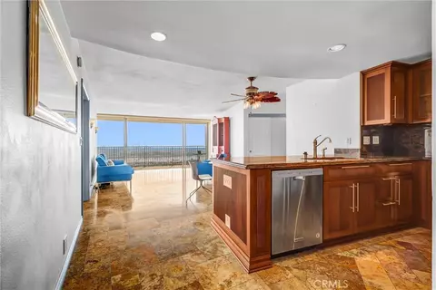 Kitchen - 700 E Ocean #3107, Long Beach, CA 90802 photo 2 of 7