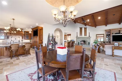 Dining - 18795 Heritage, Poway, CA 92064 photo 2 of 3