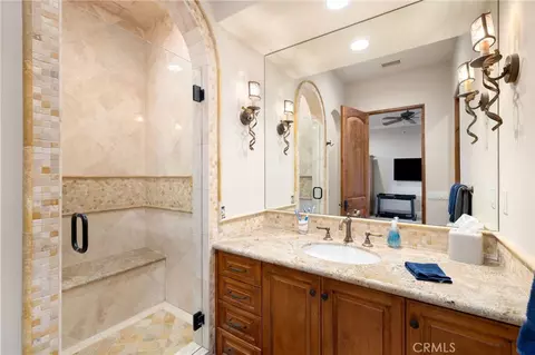 Bath - 18795 Heritage, Poway, CA 92064 photo 3 of 11