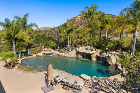 Exterior - 18795 Heritage, Poway, CA 92064 photo 14 of 15
