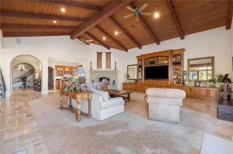 Living - 18795 Heritage, Poway, CA 92064 photo 3 of 3