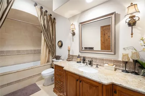 Bath - 18795 Heritage, Poway, CA 92064 photo 9 of 11