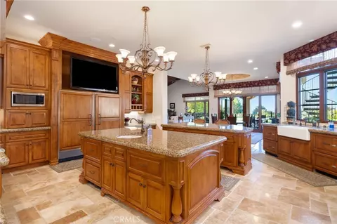 Kitchen - 18795 Heritage, Poway, CA 92064 photo 1 of 4