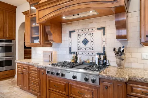 Kitchen - 18795 Heritage, Poway, CA 92064 photo 3 of 4