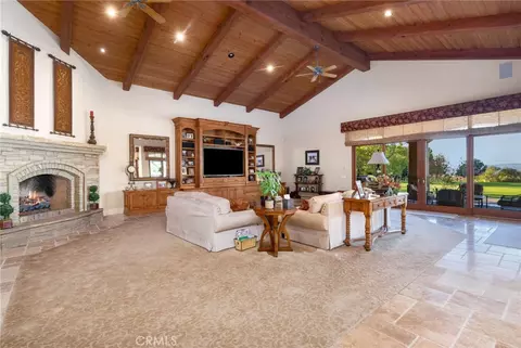 Living - 18795 Heritage, Poway, CA 92064 photo 2 of 3