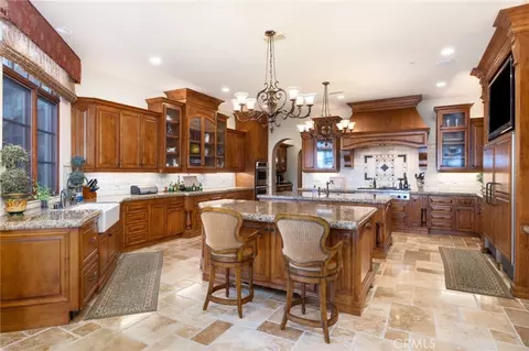 Kitchen - 18795 Heritage, Poway, CA 92064 photo 2 of 4