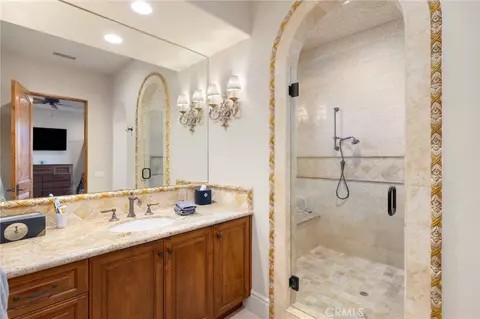 Bath - 18795 Heritage, Poway, CA 92064 photo 2 of 11