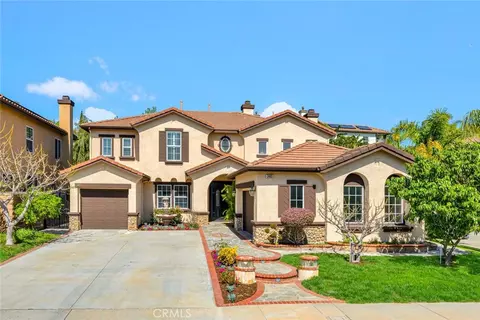 2463 N Eaton Ct, Orange, CA 92867