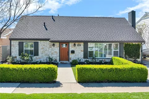 2710 E Adams Ave, Orange, CA 92867