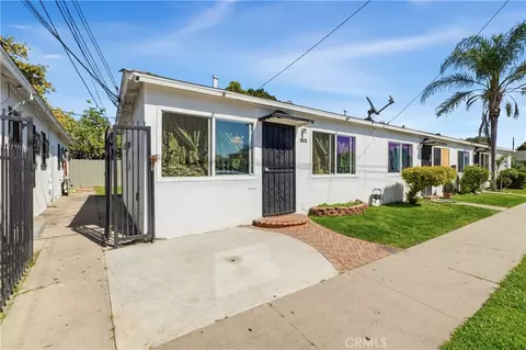 Exterior - 920 S Willowbrook, Compton, CA 90220 photo 2 of 10