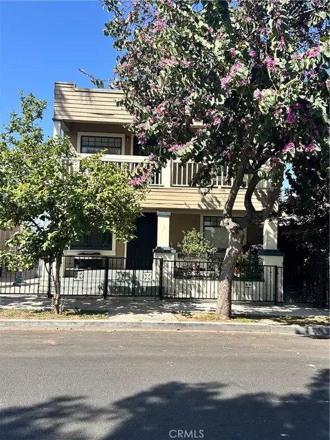 1119 N Loma Vis, Long Beach, CA 90813