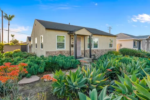 2774 Hayes Ave, Long Beach, CA 90810