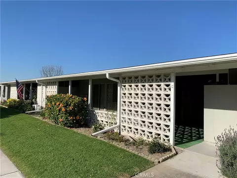 1641 Monterey Rd M2-18c, Seal Beach, CA 90740