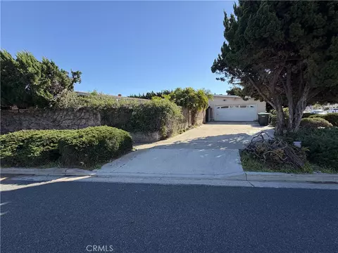 11152 Wembley Rd, Rossmoor, CA 90720