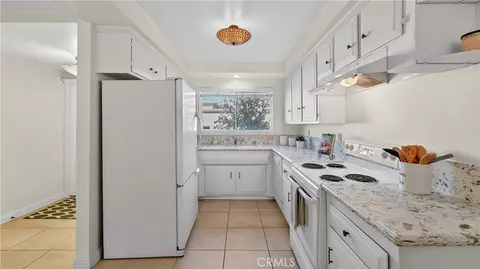 Kitchen - 1881 Mitchell #95, Tustin, CA 92780 photo 2 of 2