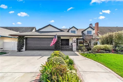 6402 Athena, Huntington Beach, CA 92647