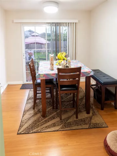 Dining - 152 E Louise St, Long Beach, CA 90805 photo 1 of 2