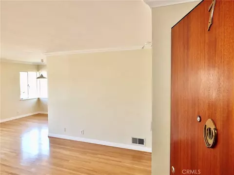 1250 East 3rd St #7, Long Beach, CA 90802