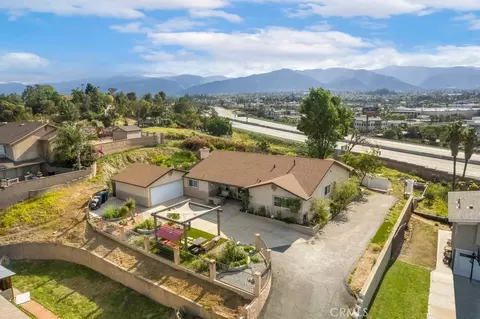 7233 Bel Air St, Corona, CA 92881