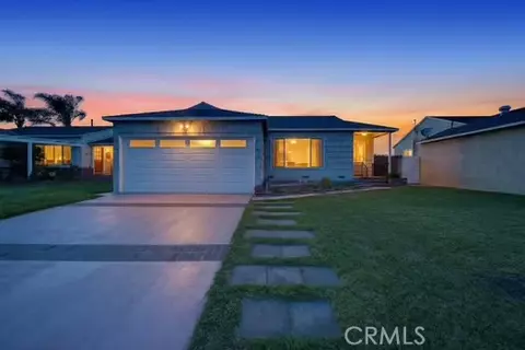 5429 Verdura, Lakewood, CA 90712