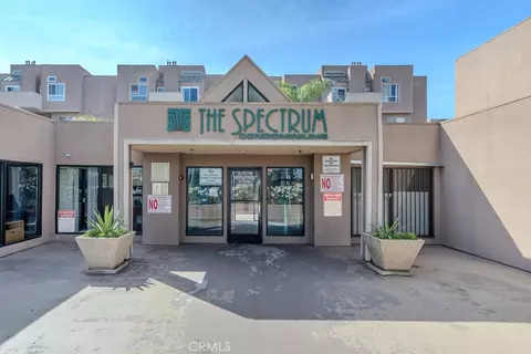 450 E 4th St #423, Santa Ana, CA 92701