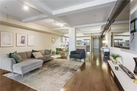 433 Pine Ave #102, Long Beach, CA 90802