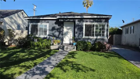 3020 Oregon Ave, Long Beach, CA 90806