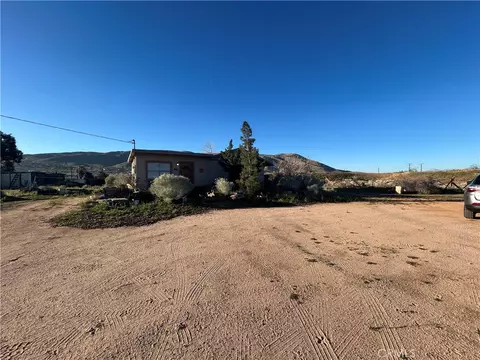 9878 Bella Vis, Apple Valley, CA 92308