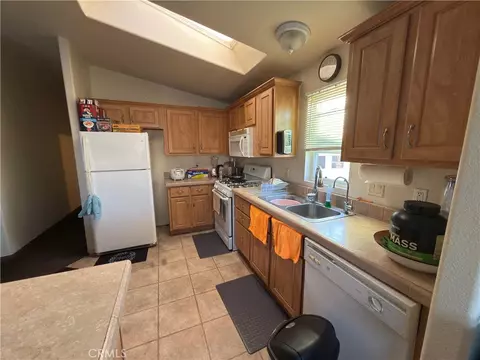 10550 Western, Stanton, CA 90680 photo 4